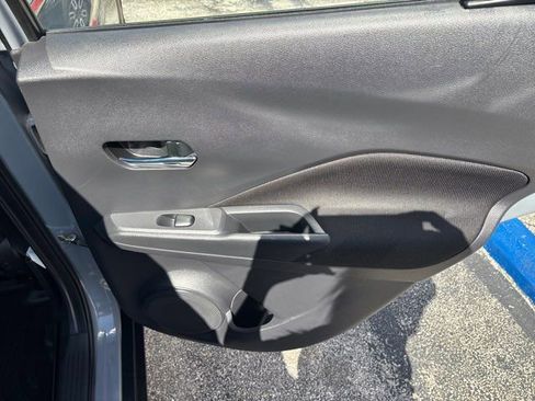 Used 2021 Nissan Kicks SV FWD image 43