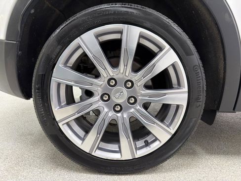 Used 2019 Cadillac XT4 Premium Luxury AWD/4WD image 39