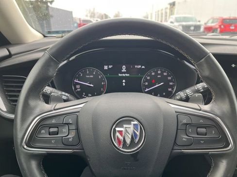 Used 2022 Buick Envision Essence w/ Safety Package image 19