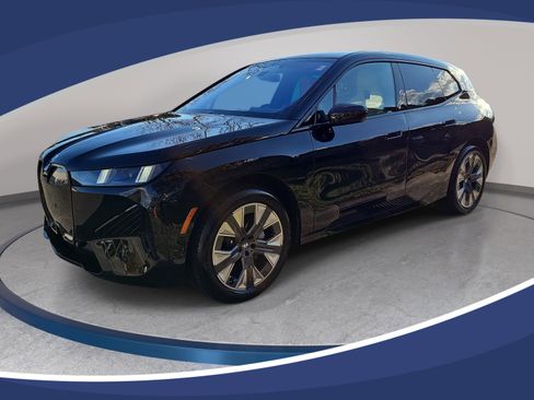New 2026 BMW iX xDrive45 AWD/4WD image 1