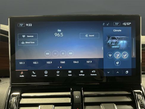 Used 2024 Lincoln Navigator Premiere AWD/4WD image 20