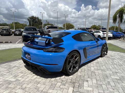 Used 2025 Porsche 718 Cayman GT4 RS w/ Chrono Package RWD image 5