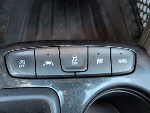 Used 2023 Chevrolet TrailBlazer LT w/ Convenience Package AWD/4WD image 36