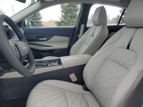 New 2026 Nissan Sentra SL w/ Floor Mat Package FWD image 13