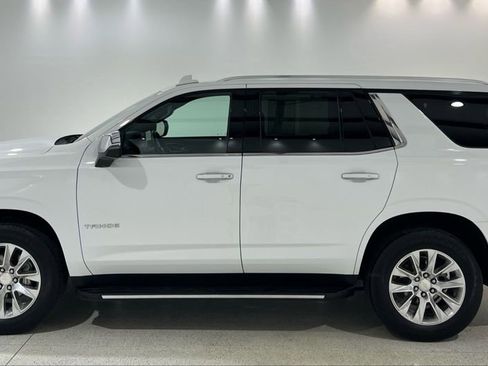 Used 2023 Chevrolet Tahoe Premier RWD image 2