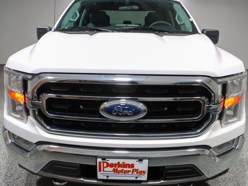 Used 2021 Ford F150 XLT w/ XTR Package image 4