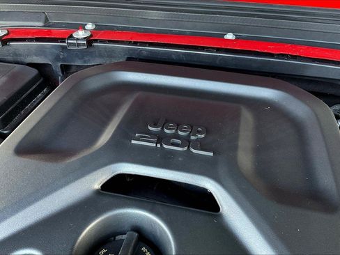 Used 2023 Jeep Wrangler Sport S image 34