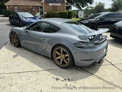 Used 2023 Porsche 718 Cayman GT4 RWD image 7