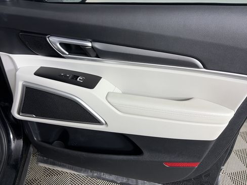 Used 2021 Kia Telluride S image 44