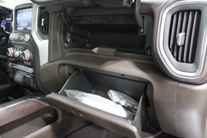 Used 2021 GMC Sierra 1500 SLT w/ SLT Premium Package AWD/4WD image 30