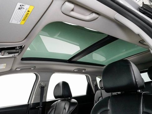 Certified 2023 Kia Sorento X-Line EX image 8