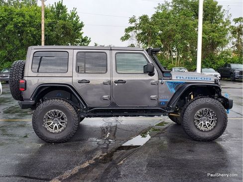 Used 2022 Jeep Wrangler Unlimited Rubicon 4xe w/ Steel Bumper Group AWD/4WD image 17
