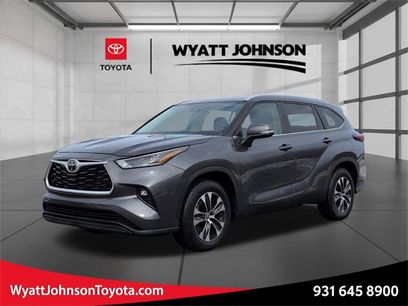 Used 2024 Toyota Highlander XLE