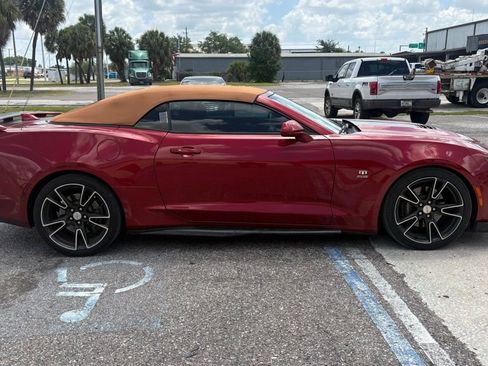 Used 2019 Chevrolet Camaro SS RWD image 2
