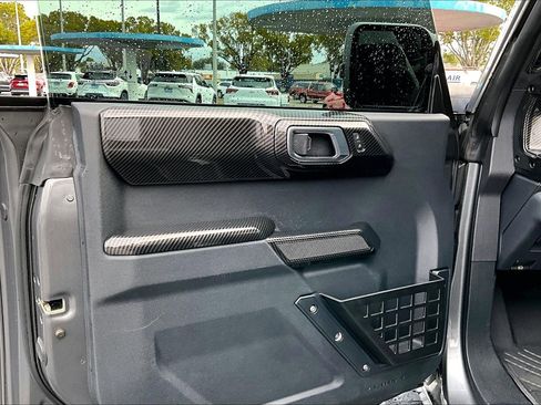 Used 2021 Ford Bronco Outer Banks image 18