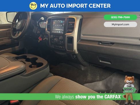 Used 2017 RAM 2500 SLT image 29