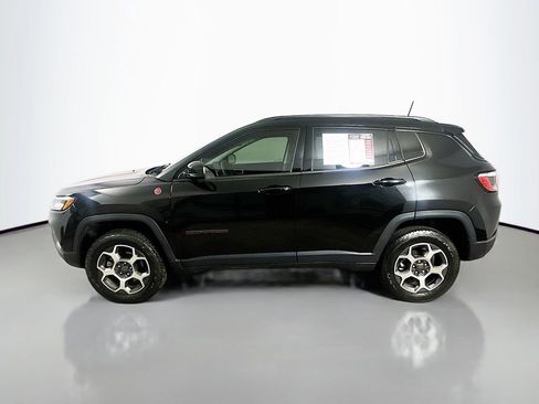 Used 2022 Jeep Compass Trailhawk image 5
