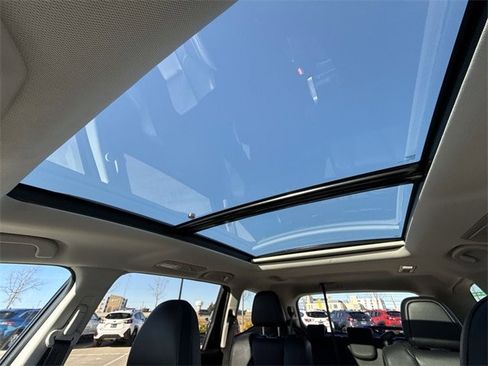 Used 2024 Subaru Ascent Limited w/ Technology Package image 22