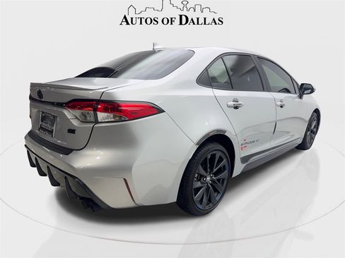 Used 2024 Toyota Corolla SE image 6