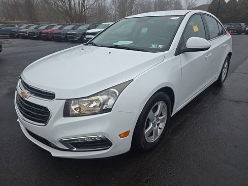 Used 2016 Chevrolet Cruze LT w/ Technology Package image 3