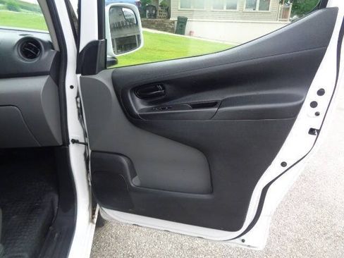 Used 2018 Nissan NV200 SV w/ Navigation Package FWD image 22