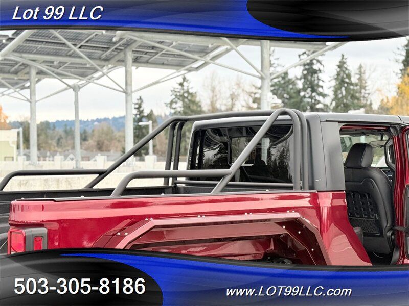 Used 2021 Jeep Gladiator Rubicon w/ Trailer Tow Package AWD/4WD image 31