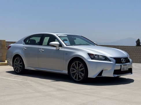 Used 2013 Lexus GS 350 w/ F Sport Pkg RWD image 2