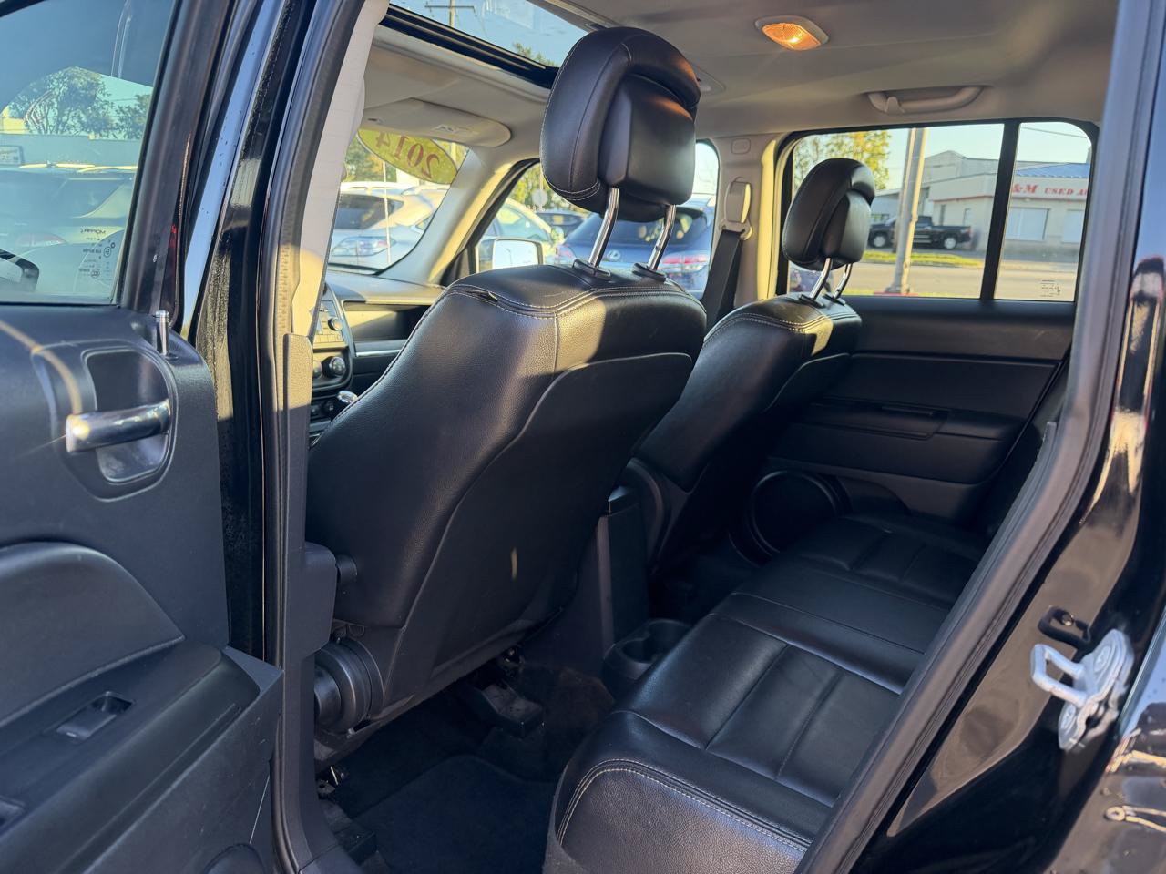 Used 2014 Jeep Patriot High Altitude FWD image 13