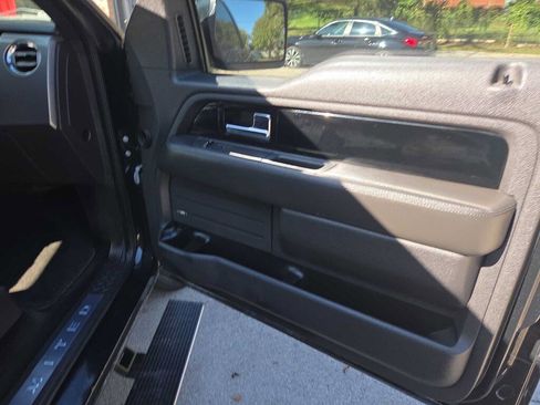 Used 2014 Ford F150 Limited image 35