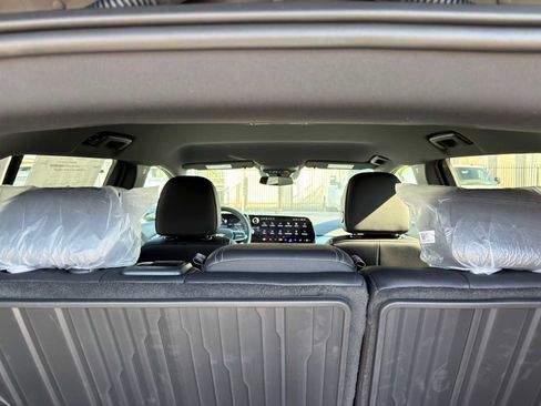 New 2026 Chevrolet Equinox EV LT image 16