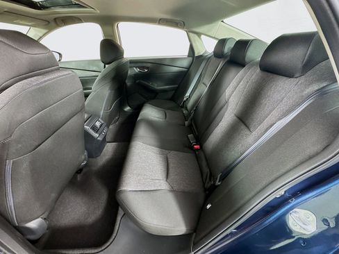 Certified 2025 Honda Accord SE image 17