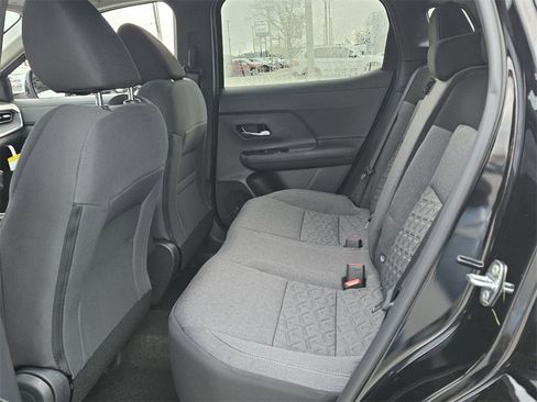 New 2026 Nissan Kicks SV image 4