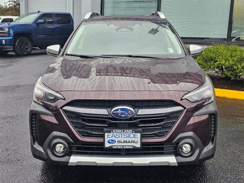 Used 2025 Subaru Outback Touring image 2