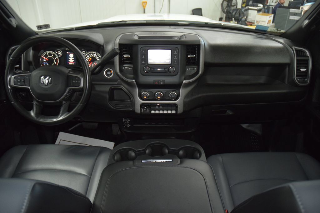 Used 2024 RAM 3500 Tradesman AWD/4WD image 30