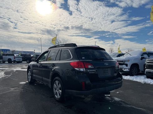 Used 2010 Subaru Outback 2.5i Limited image 6