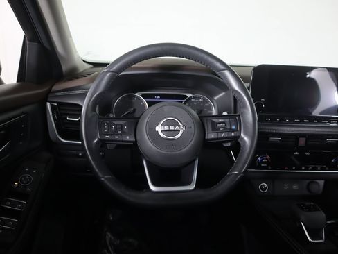 Used 2023 Nissan Rogue SL w/ SL Premium Package image 44