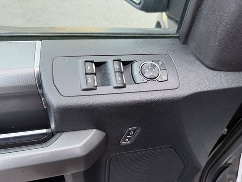 Used 2016 Ford F150 XLT w/ Equipment Group 302A Luxury AWD/4WD image 15