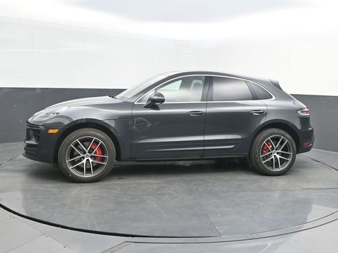 New 2026 Porsche Macan S image 2