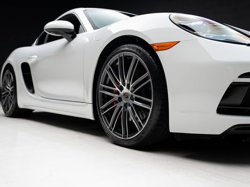Used 2025 Porsche 718 Cayman GTS RWD image 73