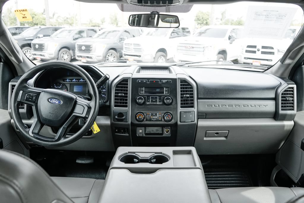 Used 2019 Ford F550 4x4 Crew Cab Super Duty image 25