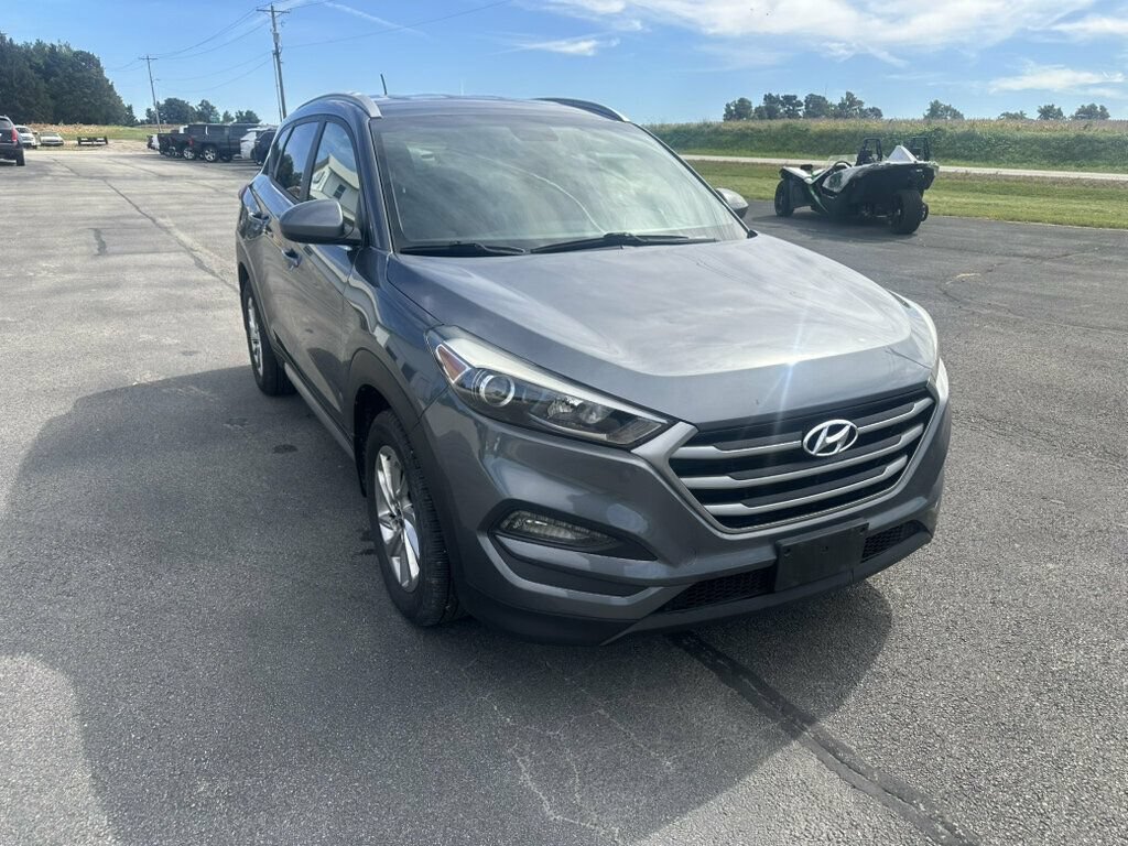Used 2017 Hyundai Tucson SE w/ SE Popular Package 02 AWD/4WD image 7