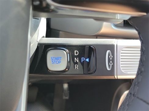 New 2026 Hyundai Ioniq 9 SEL image 8