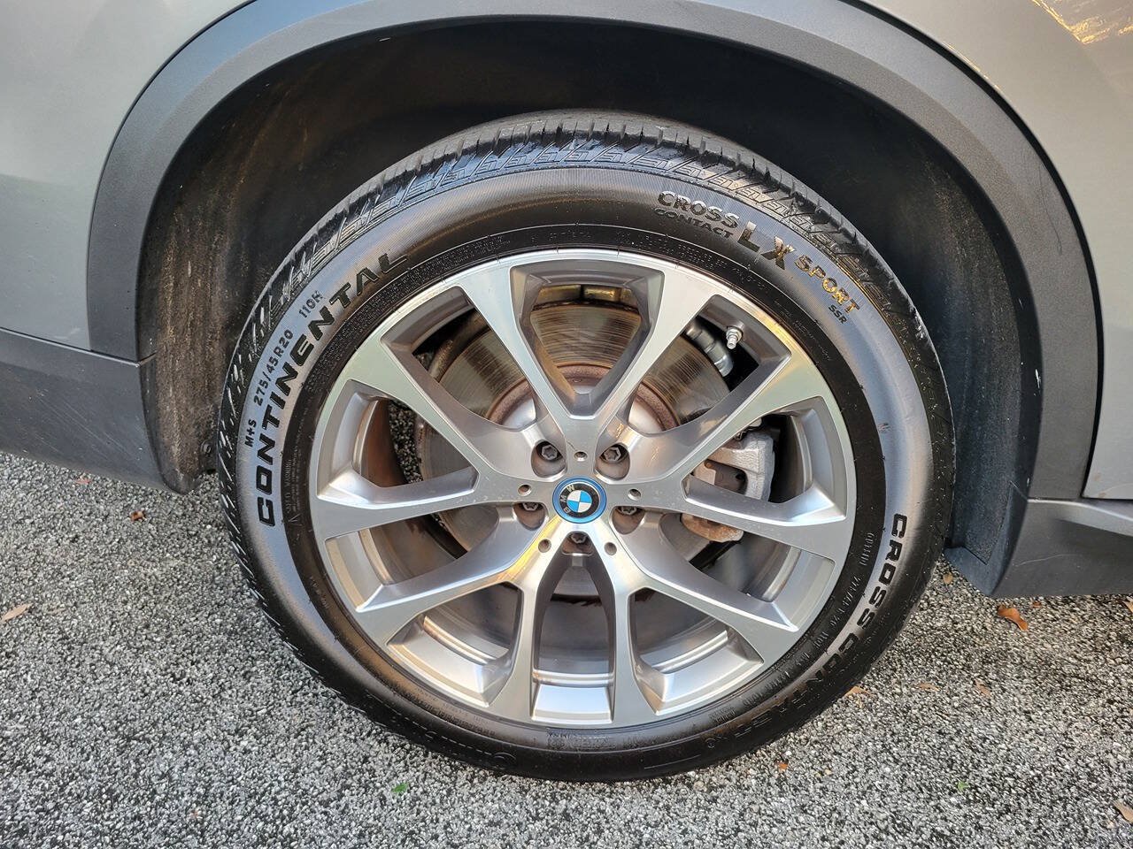 Used 2025 BMW X5 xDrive50e AWD/4WD image 17