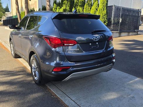 Used 2018 Hyundai Santa Fe Sport w/ 2.4L Value Package 02 AWD/4WD image 7