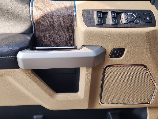Used 2019 Ford F350 Lariat w/ Lariat Ultimate Package AWD/4WD image 25