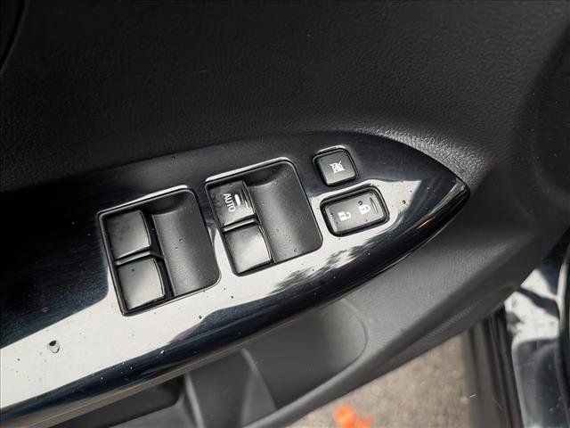 Used 2022 Mitsubishi Eclipse Cross LE FWD image 25