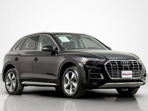 Used 2023 Audi Q5 2.0T Premium Plus w/ Premium Plus Package AWD/4WD image 7