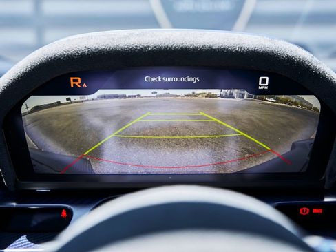 Used 2019 McLaren Senna RWD image 73