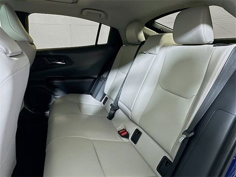 Used 2023 Toyota Prius XLE image 21