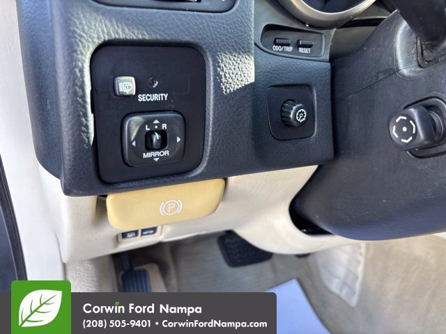 Used 2002 Lexus SC 430 Convertible RWD image 13